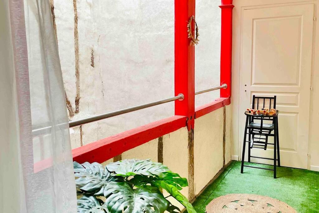 Tres Bel Appartement De 60M2 En Centre Ville Lavaur  Exterior foto